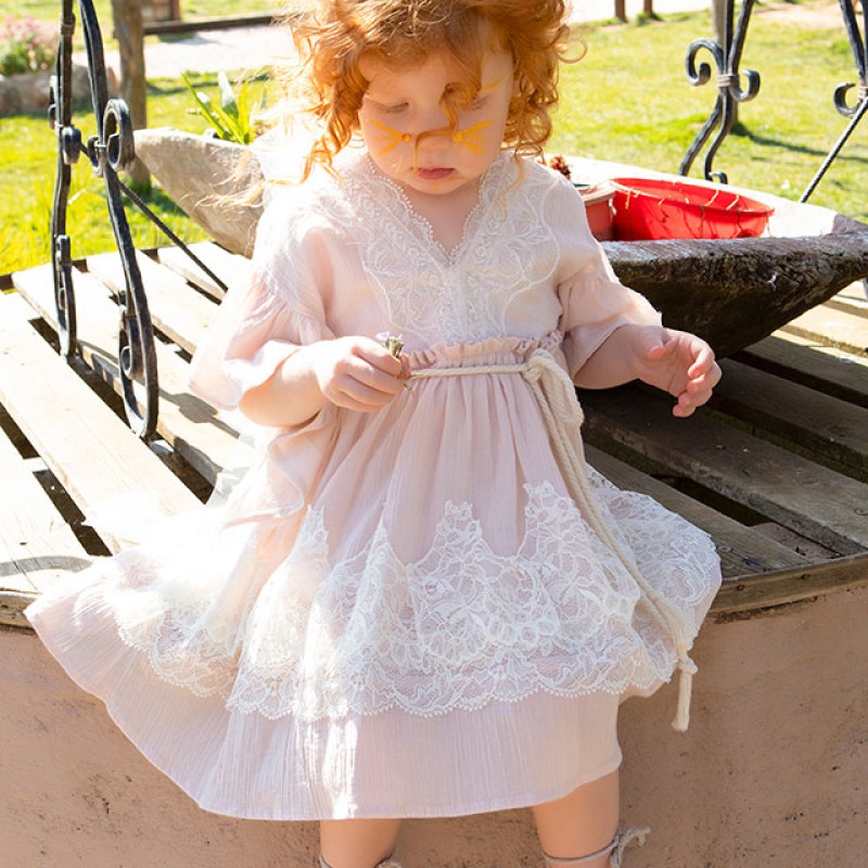Βαπτιστικό φόρεμα καφτάνι Erifili Boho Dusty Pink της Bambolino Βαπτιστικό φόρεμα καφτάνι Erifili Boho Dusty Pink της Bambolino